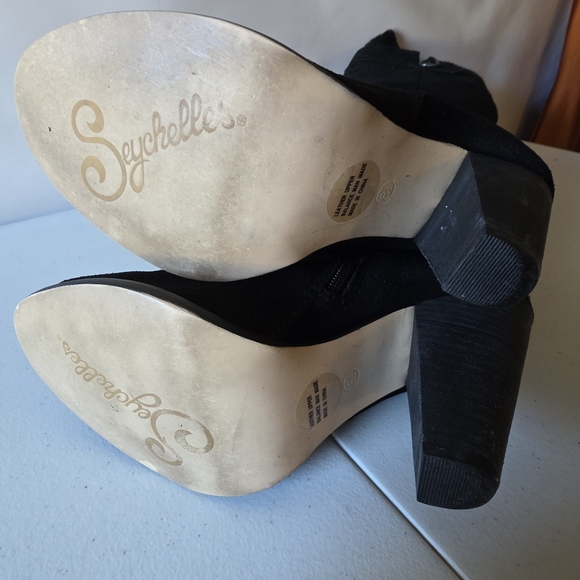 Seychelles Black Suede Knee-High Boots Size 8.5 Stacked Heel Side Zip Knit Cuff - Picture 8 of 14